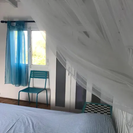 Spiti Ostria Aígio